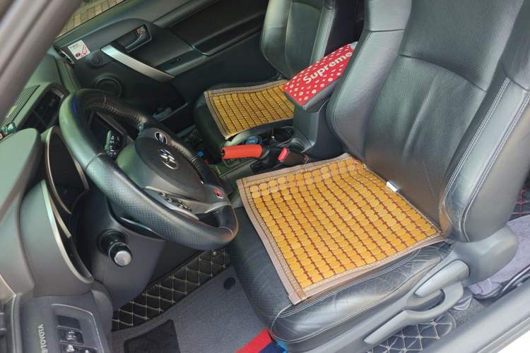 Used Toyota Zelas 2011 2.5L Luxury Edition Left Front Seat