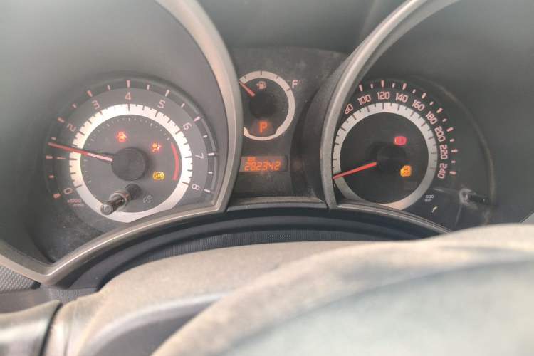 Used Toyota Zelas 2011 2.5L Luxury Edition Odometer Close Up