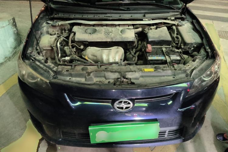 Used Toyota Zelas 2011 2.5L Luxury Edition Engine Bay