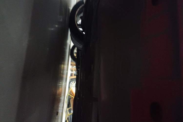 Used Toyota Zelas 2011 2.5L Luxury Edition Chassis Front Left