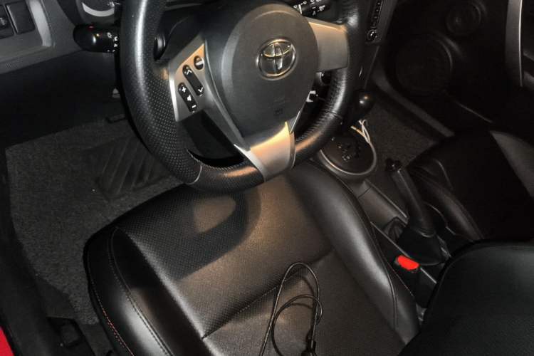 Used Toyota Zelas 2011 2.5L Standard Edition Driver Seat