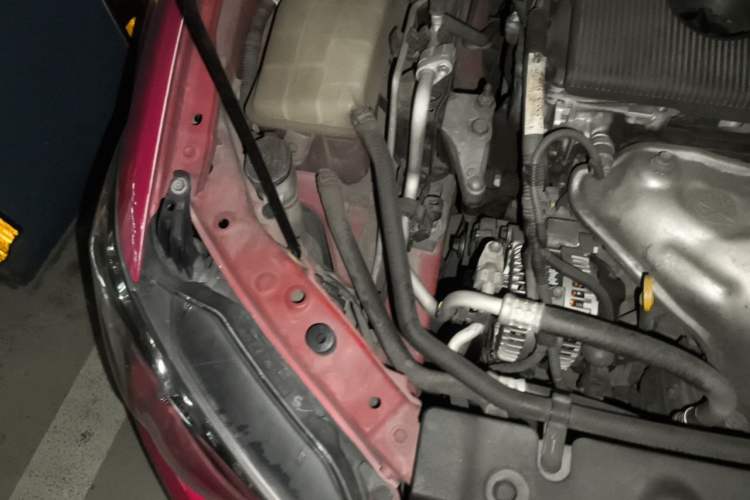Used Toyota Zelas 2011 2.5L Standard Edition Engine Bay Right