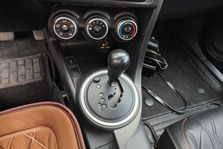 Used Toyota Zelas 2011 2.5L Standard Edition Gear Lever