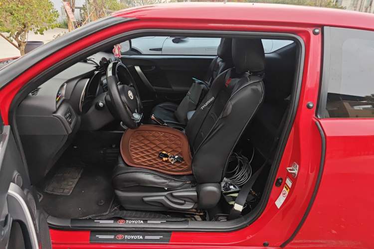 Used Toyota Zelas 2011 2.5L Standard Edition Left Front Seat