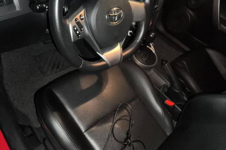 Used Toyota Zelas 2011 2.5L Standard Edition Left Front Seat