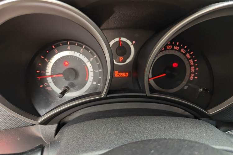 Used Toyota Zelas 2011 2.5L Standard Edition Odometer Close Up