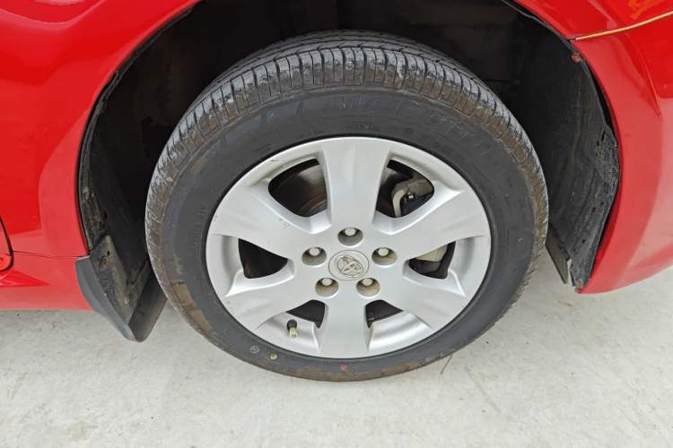 Used Toyota Zelas 2011 2.5L Standard Edition Right Front Wheel Hub