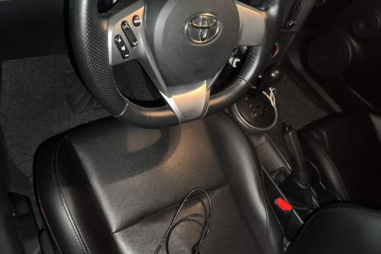 Used Toyota Zelas 2011 2.5L Standard Edition Vehicle Key