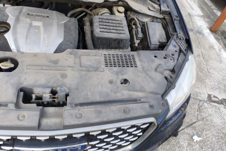 Used TRAUM MEET 3 2018 1.5T Manual Comfort Model Engine Bay Left