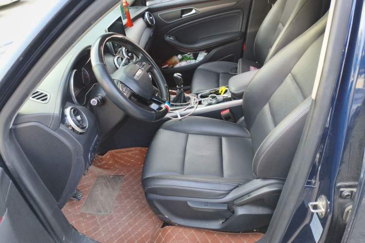 Used TRAUM MEET 3 2018 1.5T Manual Comfort Model Left Front Seat
