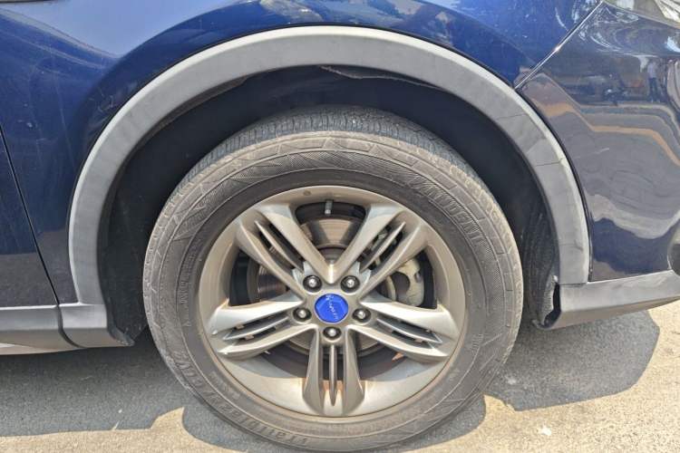 Used TRAUM MEET 3 2018 1.5T CVT Luxury Model Right Front Wheel Hub