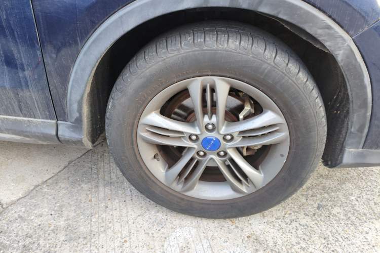 Used TRAUM MEET 3 2018 1.5T Manual Comfort Model Right Front Wheel Hub