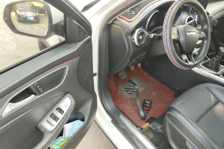 Used TRAUM MEET 3 2018 1.5T Manual Comfort Model Driver Seat