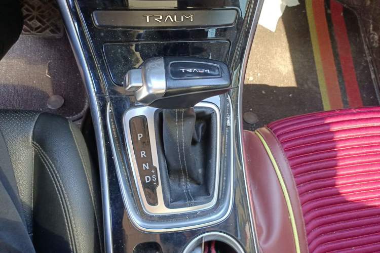 Used TRAUM MEET 3 2018 1.5T CVT Comfort Model Gear Lever