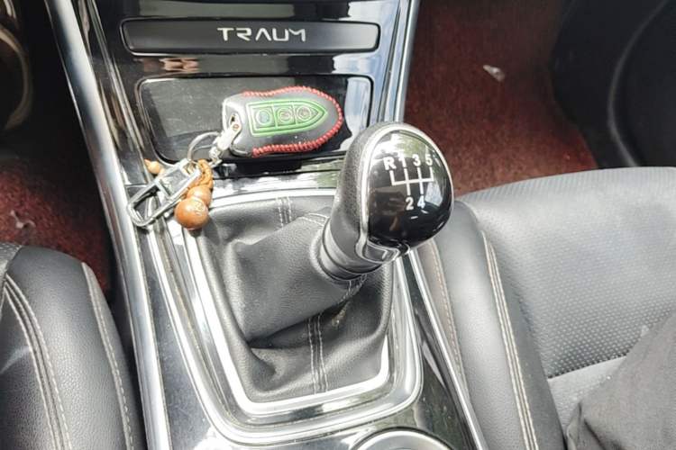 Used TRAUM MEET 3 2018 1.5T Manual Comfort Model Gear Lever