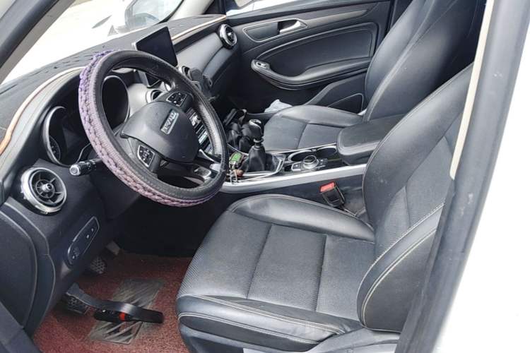 Used TRAUM MEET 3 2018 1.5T Manual Comfort Model Left Front Seat