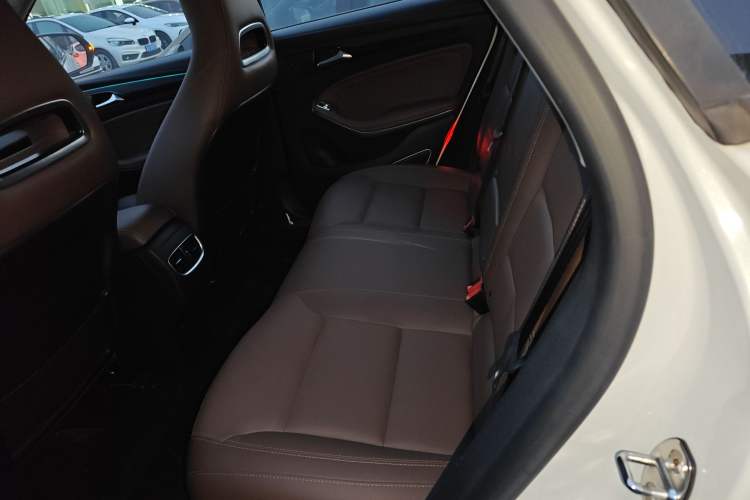 Used TRAUM MEET 3 2018 1.5T CVT Luxury Model Left Rear Seat