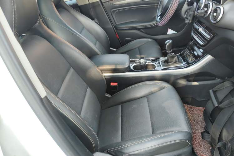 Used TRAUM MEET 3 2018 1.5T Manual Comfort Model Right Front Seat