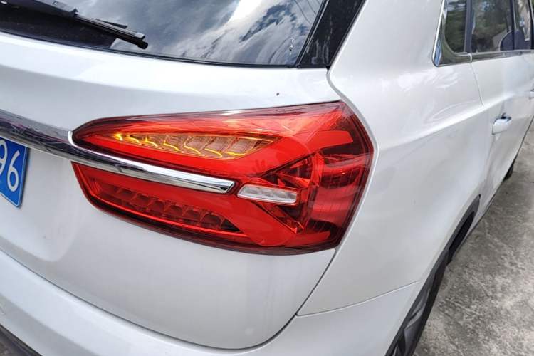 Used TRAUM MEET 3 2018 1.5T Manual Comfort Model Right Rear Taillight