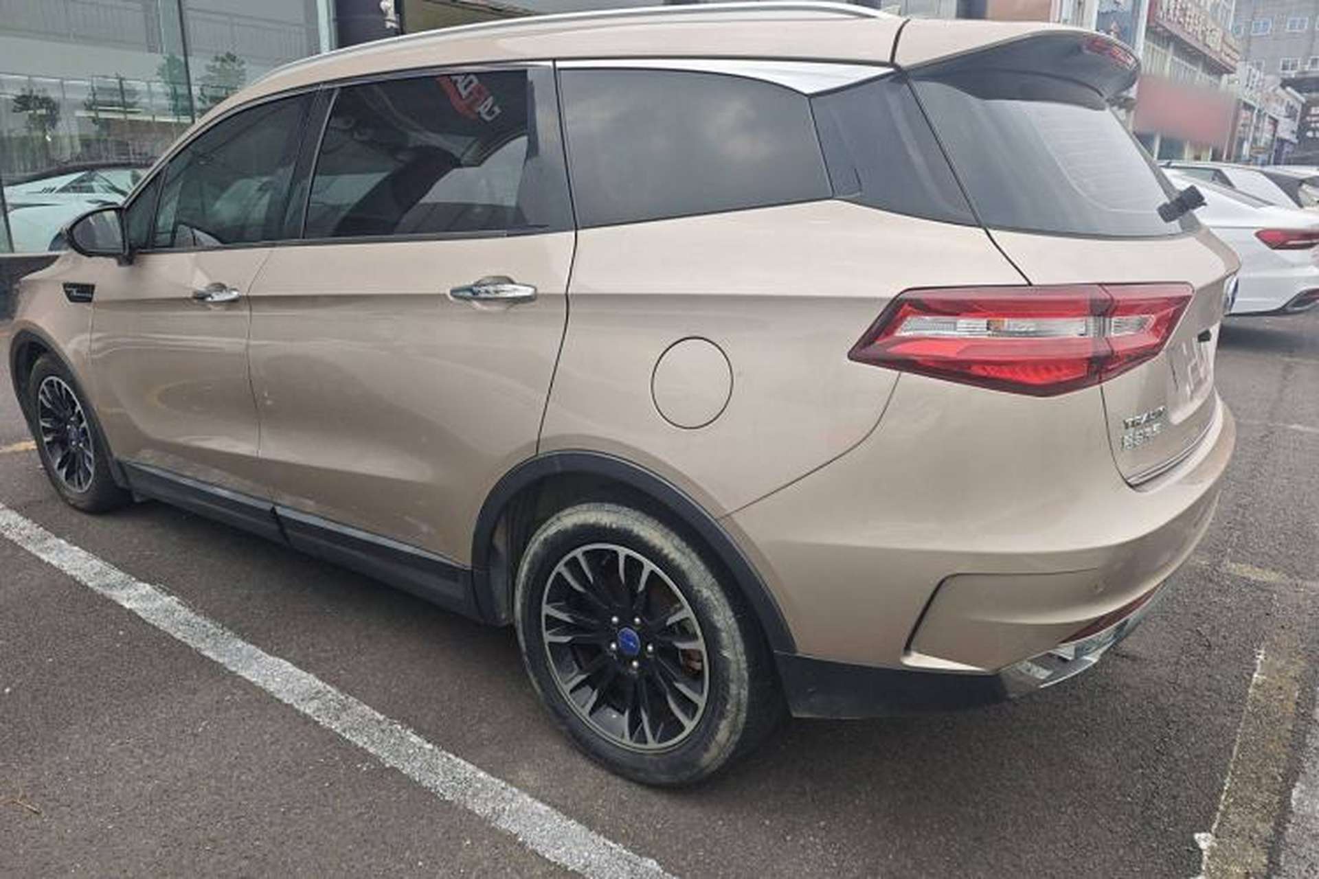 Used TRAUM S70 2018 1.5T Automatic Comfort Model 7 Seats Exterior 5