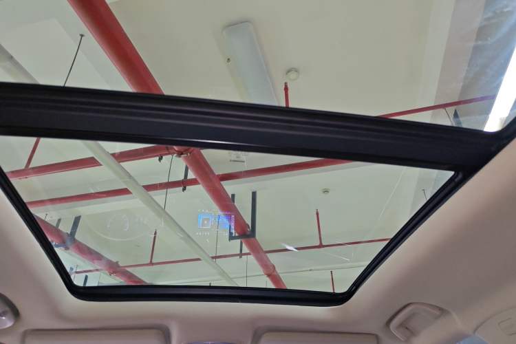 Used TRAUM S70 2018 1.5T Automatic Comfort Model 7 Seats Headliner