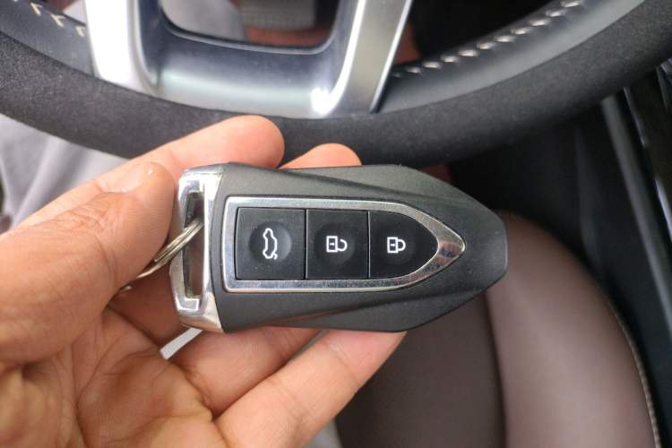 Used TRAUM S70 2018 1.5T Automatic Luxury 7-Seater Interior 1