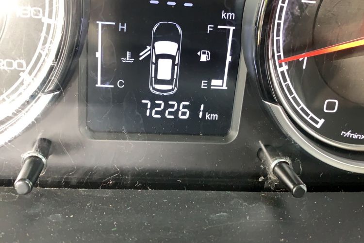 Used TRAUM S70 2018 1.5T Manual Comfort 7-Seater Odometer Close Up