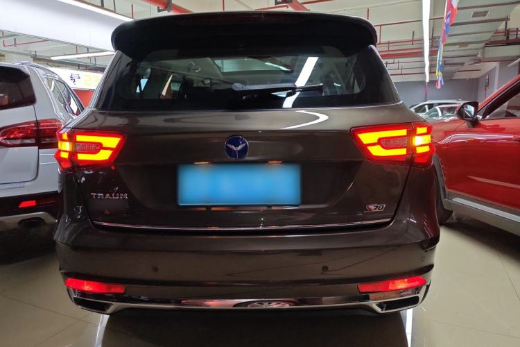 Used TRAUM S70 2018 1.5T Automatic Comfort Model 7 Seats Rear