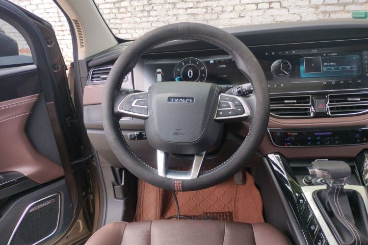 Used TRAUM S70 2018 1.5T Automatic Luxury 7-Seater Steering Wheel