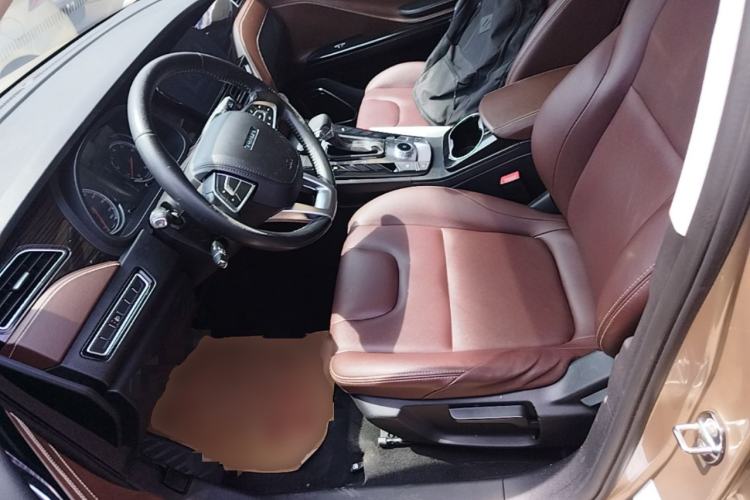 Used TRAUM S70 2018 1.5T Automatic Comfort Model 7 Seats Left Front Seat