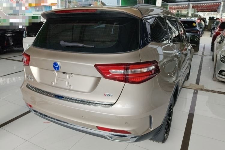 Used TRAUM S70 2018 1.5T Automatic Comfort Model 7 Seats Rear Right 45 Deg