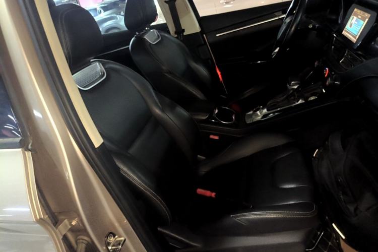 Used TRAUM S70 2018 1.5T Automatic Standard Edition 5 Seats Right Front Seat