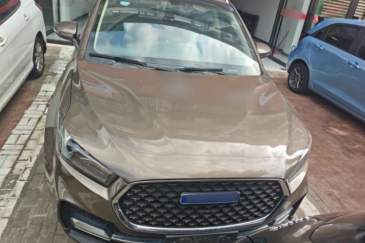 Used TRAUM S70 2018 1.5T Automatic Standard Model 7 Seats Exterior 1