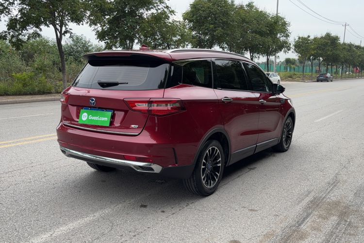 Used TRAUM S70 2018 1.5T Automatic Luxury 7-Seater Exterior 2