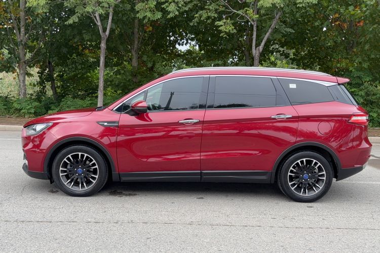 Used TRAUM S70 2018 1.5T Automatic Luxury 7-Seater Exterior 5