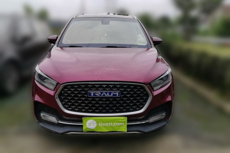 Used TRAUM S70 2018 1.5T Automatic Luxury 7-Seater Front