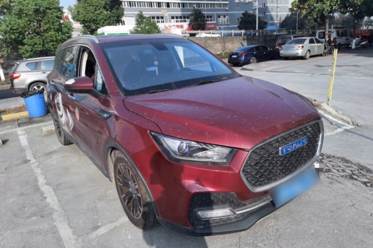 Used TRAUM S70 2018 1.5T Automatic Luxury Sporty 7-Seater Front Right 45 Deg