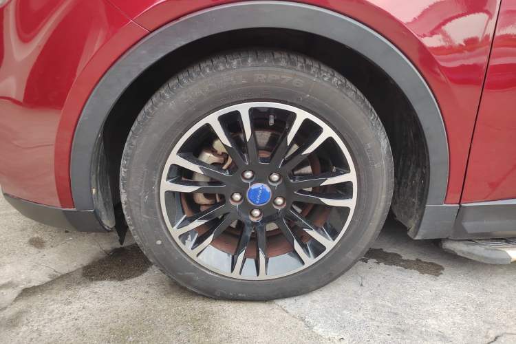 Used TRAUM S70 2018 1.5T Automatic Luxury 7-Seater Left Front Wheel Hub