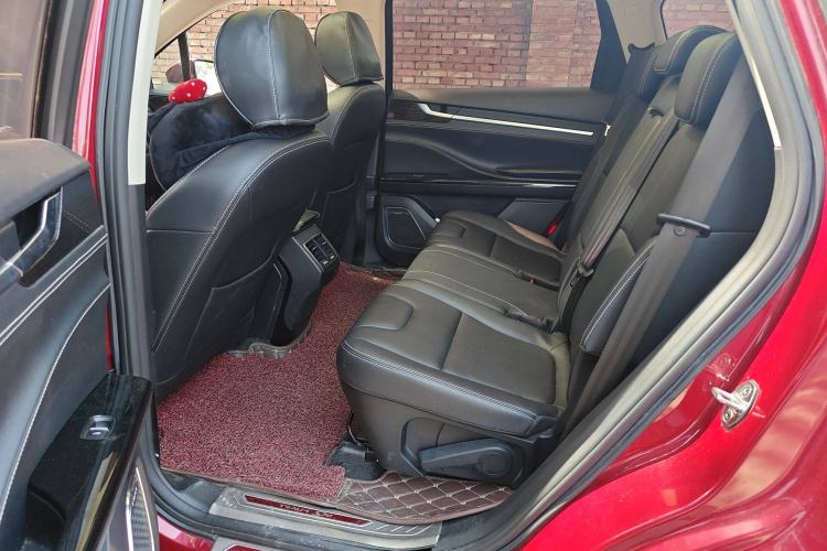 Used TRAUM S70 2018 1.5T Automatic Standard Model 7 Seats Left Rear Seat