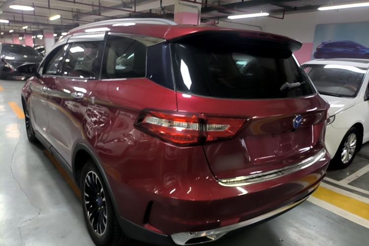 Used TRAUM S70 2018 1.5T Automatic Standard Edition 5 Seats Rear Left 45 Deg