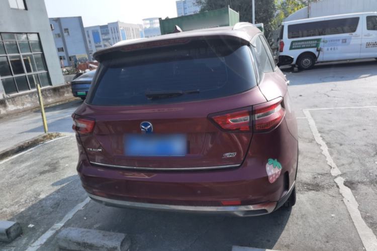 Used TRAUM S70 2018 1.5T Automatic Luxury Sporty 7-Seater Rear