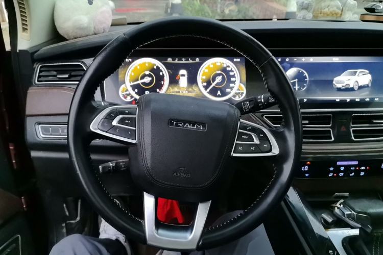 Used TRAUM S70 2018 1.5T Automatic Luxury 7-Seater Steering Wheel