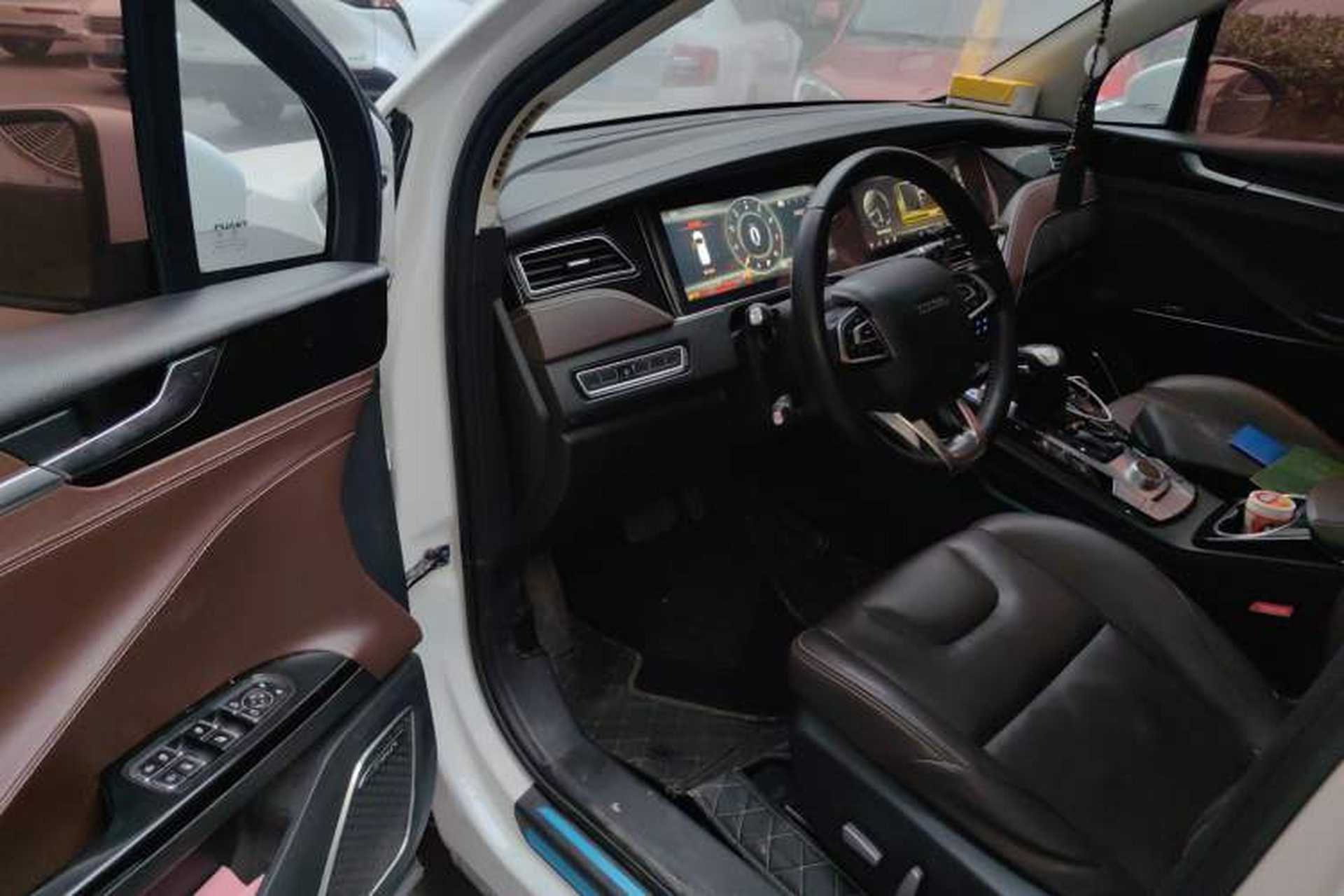 Used TRAUM S70 2018 1.5T Automatic Luxury 7-Seater Driver Seat