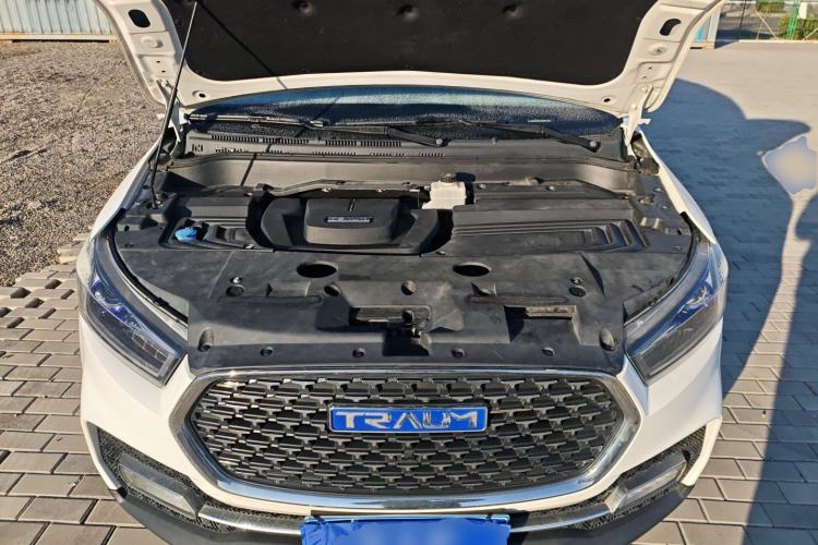 Used TRAUM S70 2018 1.5T Automatic Luxury Model 5 Seats Engine Bay