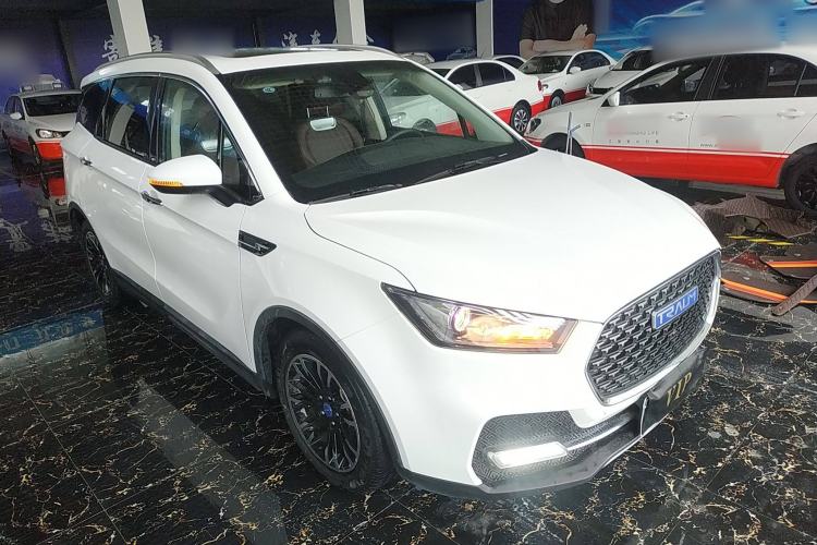 Used TRAUM S70 2018 1.5T Automatic Luxury Sporty 7-Seater Exterior 2
