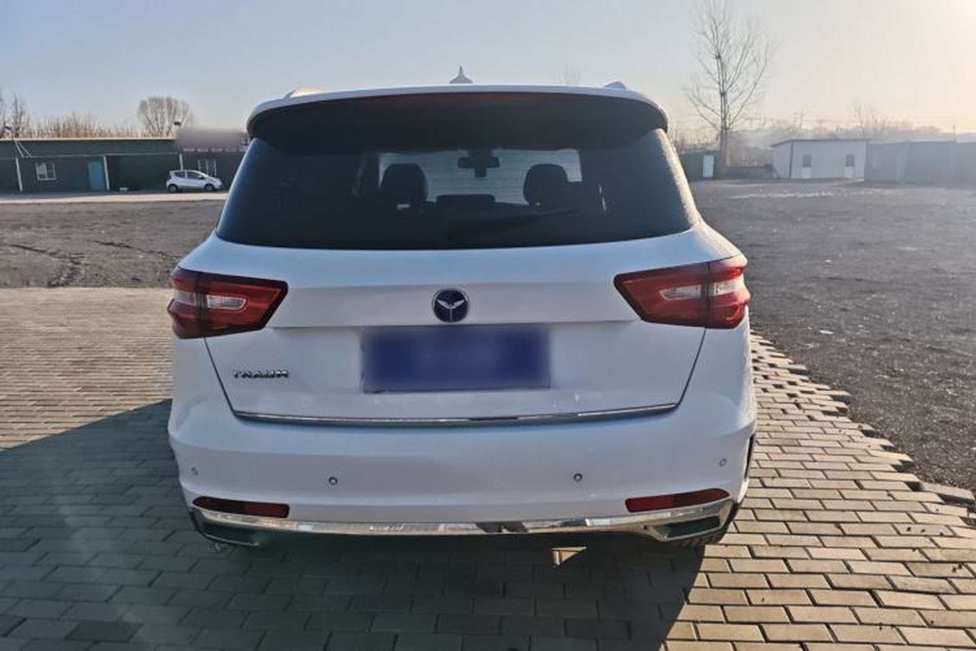 Used TRAUM S70 2018 1.5T Automatic Luxury Model 5 Seats Exterior 4
