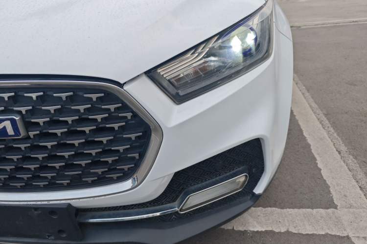 Used TRAUM S70 2018 1.5T Automatic Luxury 7-Seater Left Front Headlight