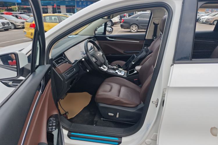 Used TRAUM S70 2018 1.5T Automatic Luxury 7-Seater Left Front Seat