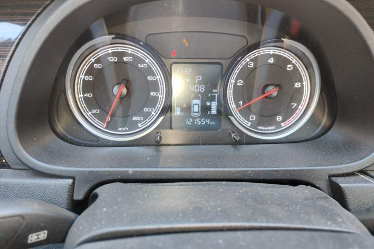 Used TRAUM S70 2018 1.5T Automatic Standard Model 7 Seats Odometer Close Up