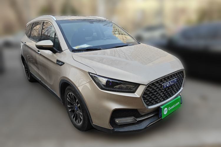 Used TRAUM S70 2018 1.5T Manual Standard Model 7 Seats Front Right 45 Deg